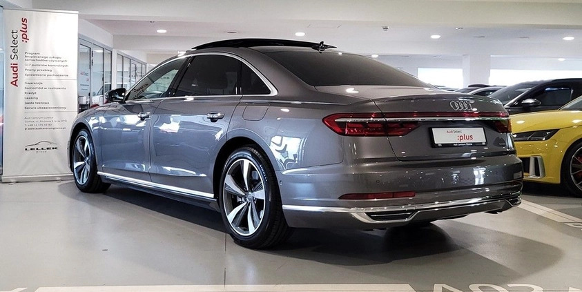 Audi A8 cena 372900 przebieg: 25000, rok produkcji 2020 z Władysławowo małe 379